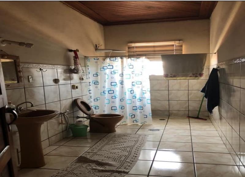 Foto 17 de 27: Casa em leilão em Ribeirão Preto - SP — IMOVEL - CASA tipo SOBRADO construído nos fundos de terreno - Bairro Campos Elísios em Ribeirão Preto/SP