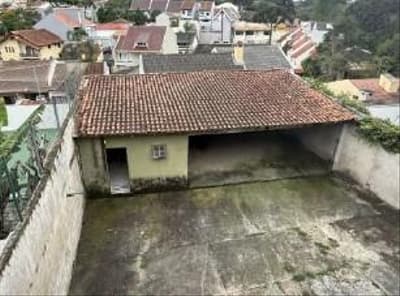 Foto 3 de 13: Casa em leilão em Curitiba - PR, bairro Abranches — Imóvel com 450 m² na Rua Edgard Simone, 71, Abranches,Curitiba/PR