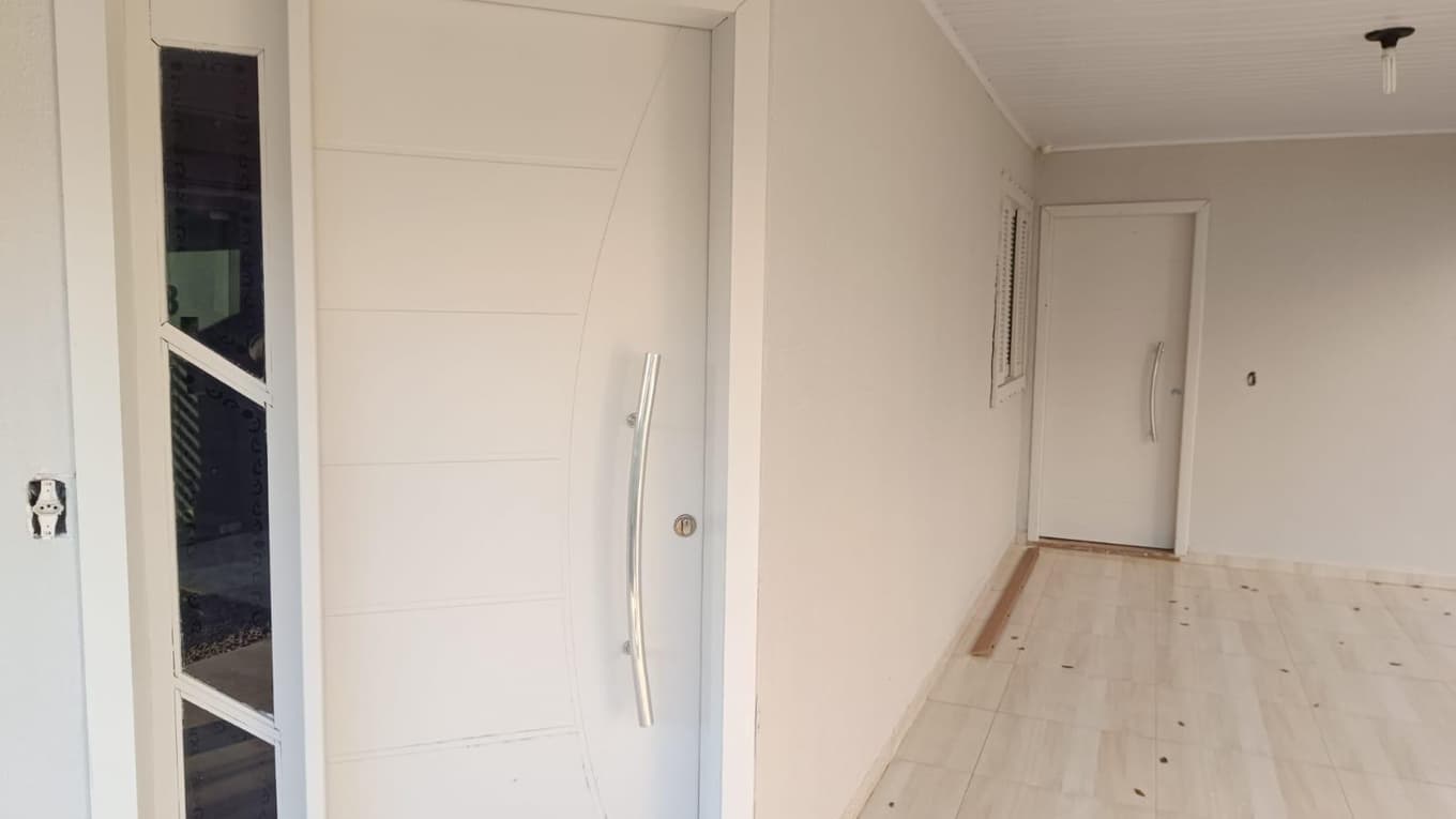 Foto 14 de 34: Casa em leilão em Marmeleiro - PR, bairro Centro — Imóvel Urbano com Benfeitorias