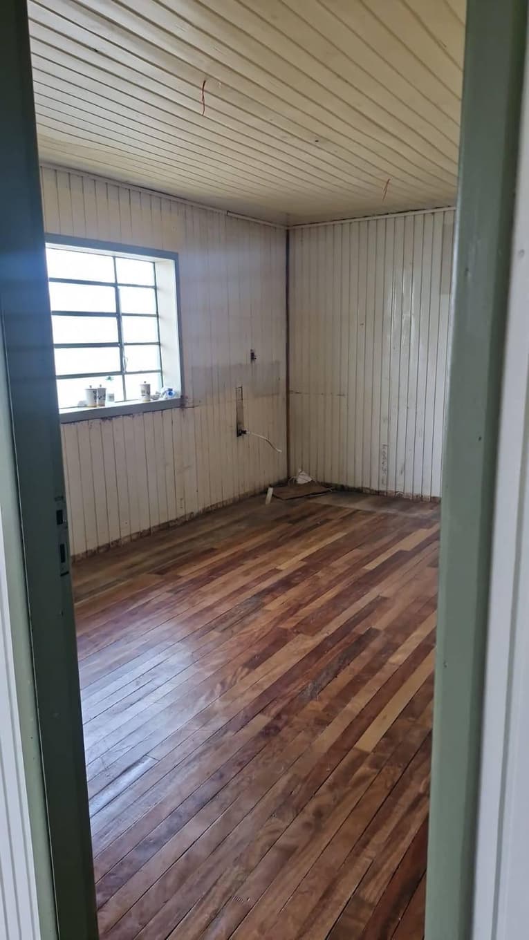 Foto 20 de 30: Casa em leilão em Vacaria - RS, bairro Planalto — Casa 145m² com Terreno 288m² | DESOCUPADA | Vacaria-RS | Planalto | Oportunidade - Próx. à Av. Samuel Guazzelli e à Rodoviária - Financiamento até 420 Meses!