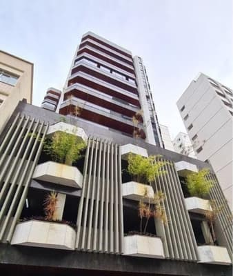 Foto 1 de 11: Apartamento em leilão em Juiz De Fora - MG, bairro Granbery — Triplex 418 m² | Granbery - Juiz de Fora | Cond. Portobello | 4 Vagas, Suítes e Lazer Completo. Raro no Bairro! Ideal p/ Moradia ou Investimento
