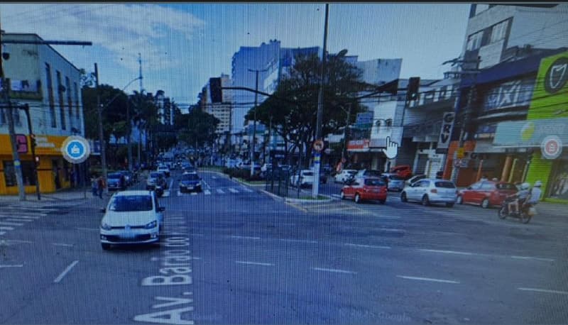Terreno em leilão em Juiz De Fora - MG — Imóvel situado na avenida Rio Branco com 144m2de área construída, localizado em Minas Gerais /MG