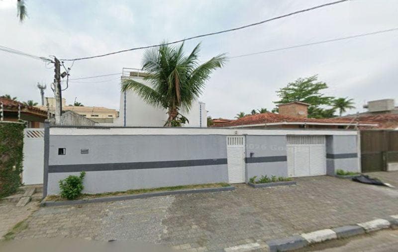 Casa em leilão em Guarujá - SP, bairro Jardim Virgínia — Casa 398m², Jardim Virgínia, Guarujá/SP