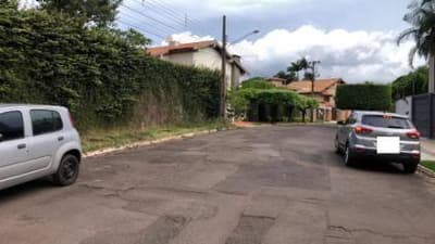 Foto 13 de 16: Casa em leilão em Campo Grande - MS — Casa de Alto Padrão 456m² com Piscina | Campo Grande-MS | Itanhangá Park | Excelente Localização - Próx. à Av. Ricardo Brandão e ao Comper Itanhangá - Financiamento em até 420 Meses!