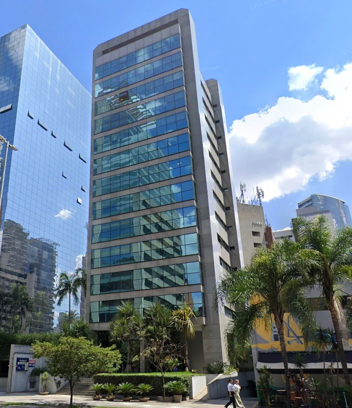Foto 2 de 2: Comercial em leilão em São Paulo - SP, bairro Jardim Paulista — DIREITOS - ESCRITORIO Nº 42 4º ANDAR - EDIFÍCIO NEW AVENUE - JARDIM PAULISTA