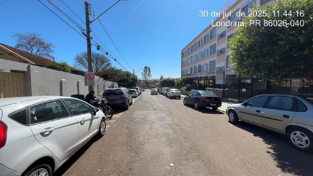 Foto 5 de 5: Apartamento em leilão em Londrina - PR, bairro Centro — Apartamento nº 203, Bloco A do Conjunto Residencial Tocantins, com área construída de 57,74m² no Centro, Londrina/PR