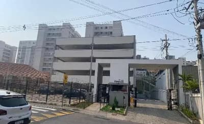 Apartamento em leilão em Juiz De Fora - MG — Apartamento de 47.4m2, com 2 quartos, em JUIZ DE FORA/MG.