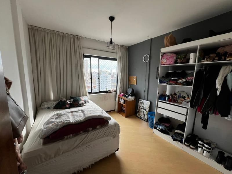 Foto 9 de 15: Apartamento em leilão em Curitiba - PR — Nua propriedade sobre o APARTAMENTO n.º 121 (cento e vinte um), do 12° andar do EDIFÍCIO ASTOR, situado na Praça Generoso Marques n°66, Curitiba/PR