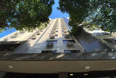 Foto 10 de 15: Apartamento em leilão em Maringá - PR, bairro Zona 01 — Apartamento 267m², 2 vagas em Maringá/PR - Ocupado