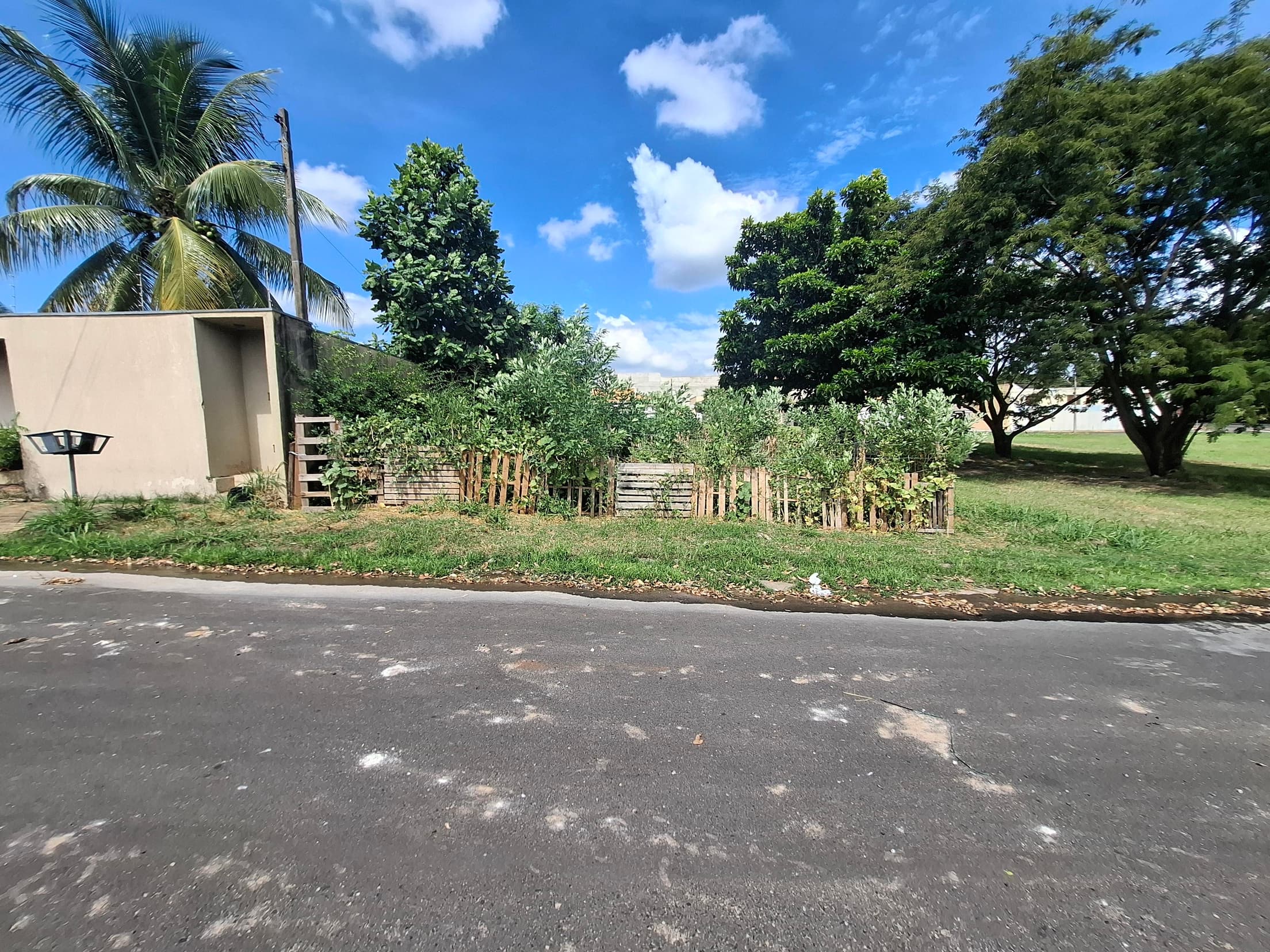 Foto 1 de 5: Terreno em leilão em Mirassol - SP — TERRENO NA R. PROF. EDAIR RAMOS SAMPAIO DE 306m² - MIRASSOL/SP | MATRICULA N 26.021