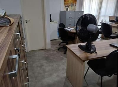 Foto 2 de 3: Comercial em leilão em São Bernardo Do Campo - SP — Sala Comercial Nº 406 no Condomínio Wynn Tower