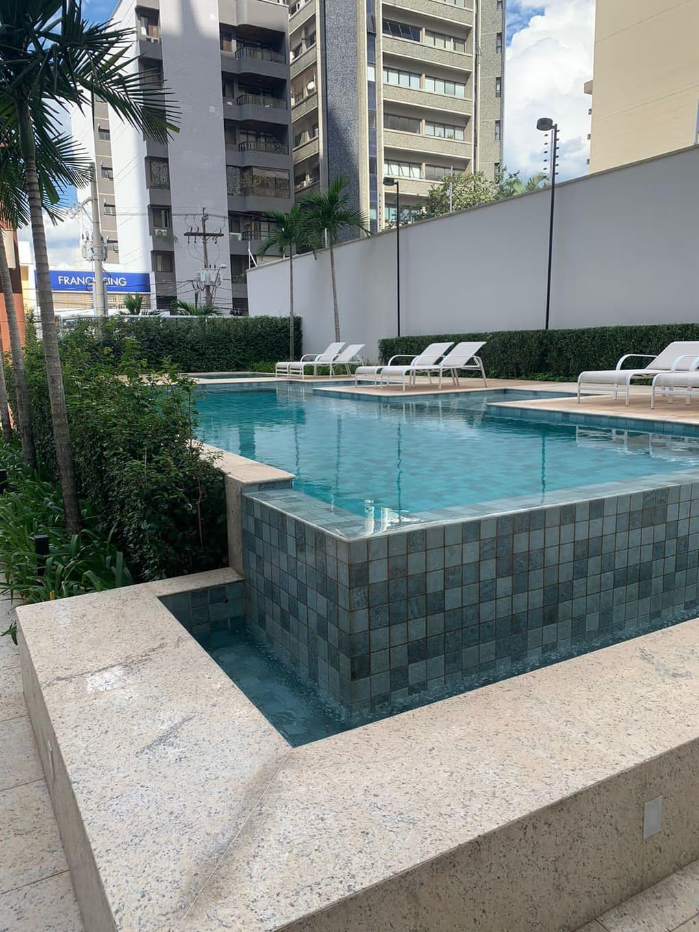 Foto 7 de 13: Apartamento em leilão em Campinas - SP, bairro Cambuí — Apartamento, Desocupado, 146.0 m2, CAMPINAS / SP