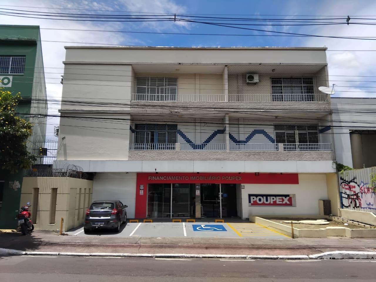 Foto 1 de 17: Comercial em leilão em Manaus - AM — Loja 435m², Desocupada no São Geraldo, Manaus/AM