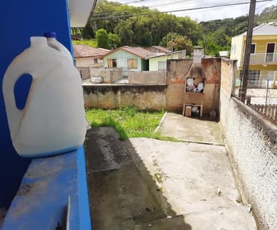 Foto 4 de 17: Casa em leilão em Colombo - PR, bairro Gabirobal — IMÓVEL RESIDENCIAL EM COLOMBO/PR