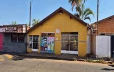 Foto 13 de 13: Comercial em leilão em Barretos - SP — Imóvel Misto, sala comercial, 2 casas, 2 quitinetes. Bairro Marilia