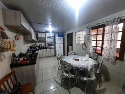 Foto 2 de 12: Apartamento em leilão em Porto Alegre - RS, bairro Rubem Berta — Apto 56m² | Porto Alegre-RS | Edifício Vitória | Rubem Berta - 2 Dorms, 1 Banheiro - Financiamento até 420 Meses!