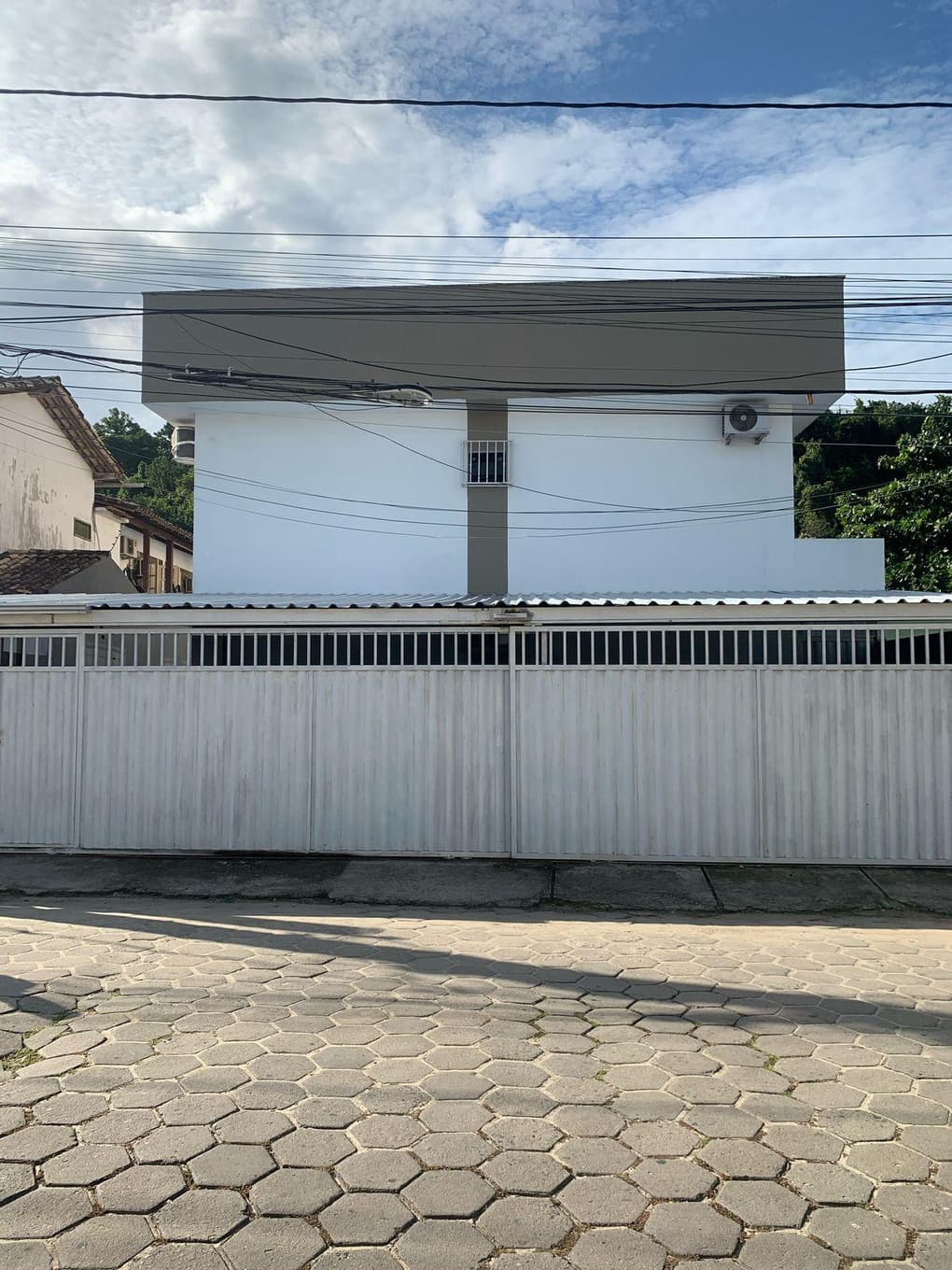Foto 10 de 16: Apartamento em leilão em Porto Seguro - BA — 01 Apartamento Residencial Maria Sueli, Rua da Constalação, Bairro Lagoa Grande, Porto Seguro, Bahia. 01, Térreo.