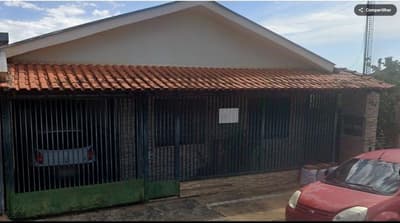 Foto 1 de 4: Terreno em leilão em Tapiratiba - SP — (50%) Imóvel Urbano, A.T. 180m², A.C. 255m², Vila Santo Antônio, (Nua Propriedade)