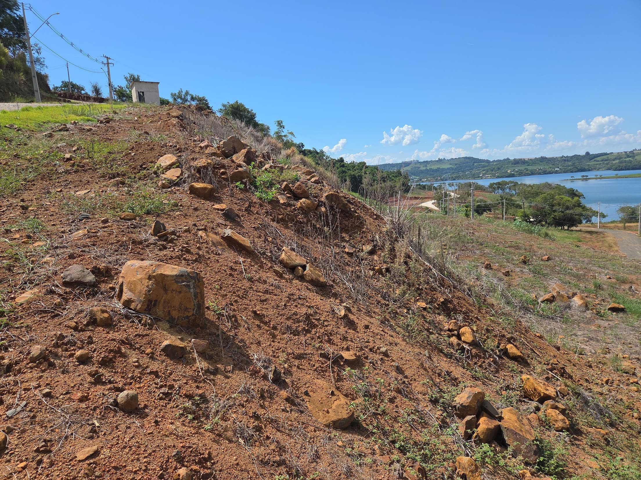 Foto 5 de 5: Terreno em leilão em Nova Prata Do Iguaçu - PR, bairro Distrito Turístico — LOTE URBANO Nº 10, QUADRA Nº 06 DO LOTEAMENTO PASTÓRIO DO MUNICÍPIO DE NOVA PRATA DO IGUAÇU/PR ÁREA DE 2.809,72M²