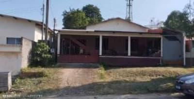Foto 1 de 5: Casa em leilão em Rodrigues Alves - AC — Casa, Ocupado, Rodrigues Alves / AC (27% abaixo da avaliação)