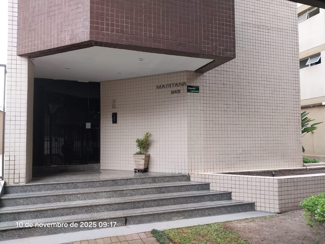 Foto 8 de 11: Apartamento em leilão em Curitiba - PR, bairro Cabral — Apartamento com a área construída exclusiva de 116,95m², Cabral, Curitiba/PR