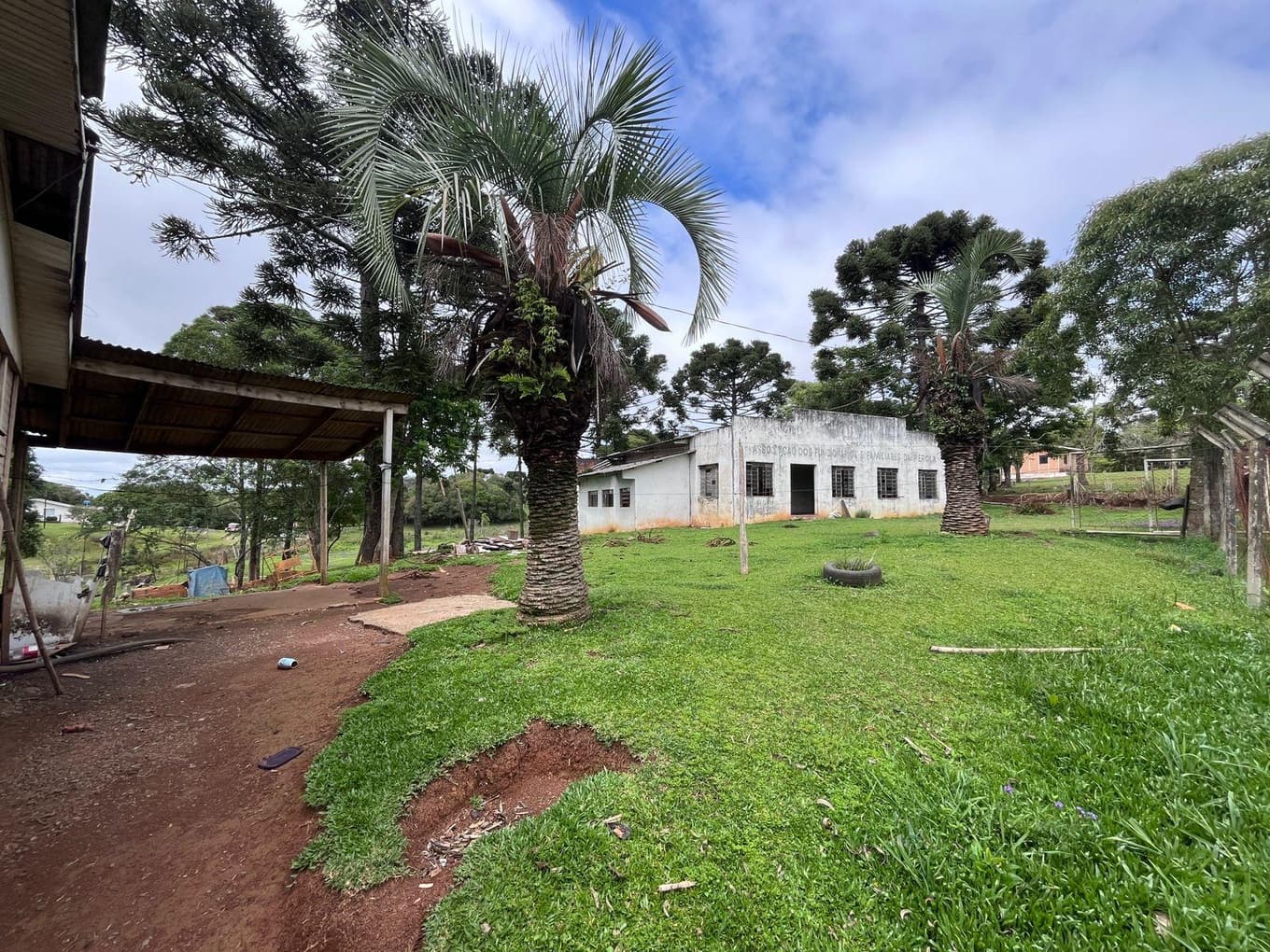 Foto 1 de 9: Terreno em leilão em Guarapuava - PR, bairro Morro Alto — TERRENO RURAL MEDINDO 6.050,00M² COM UM BARRACÃO - GUARAPUAVA-PR
