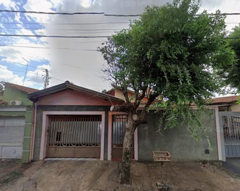 Casa em leilão em Araçatuba - SP — Casa 175m², Jardim Planalto, em Araçatuba/SP - Ocupada
