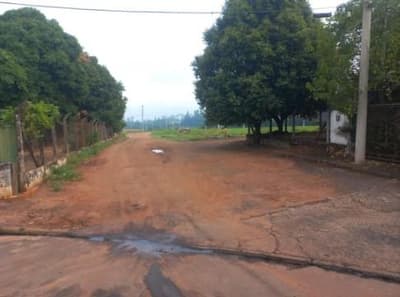 Foto 4 de 13: Comercial em leilão em Taquaritinga - SP, bairro Guariroba — Imóvel Industrial, A.T. 3.466,75m², possui 3 galpões, casa e escritório, Distrito de Guariroba