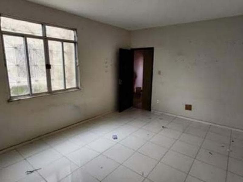 Foto 1 de 4: Apartamento em leilão em Rio De Janeiro - RJ, bairro Marechal Hermes — Apartamento, Rio de Janeiro / RJ