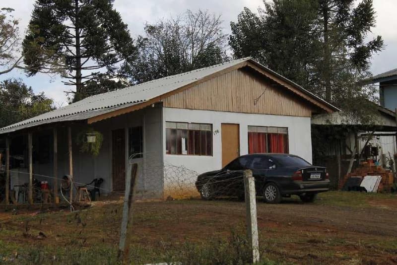 Foto 12 de 30: Terreno em leilão em General Carneiro - PR, bairro Planalto — Lote nº 01 da quadra A com área de 366,33m² e área construída de 98,74m². Localizado na Rua Regis Beneditus Marigliani, 176, Bairro Planalto, General Carneiro/P
