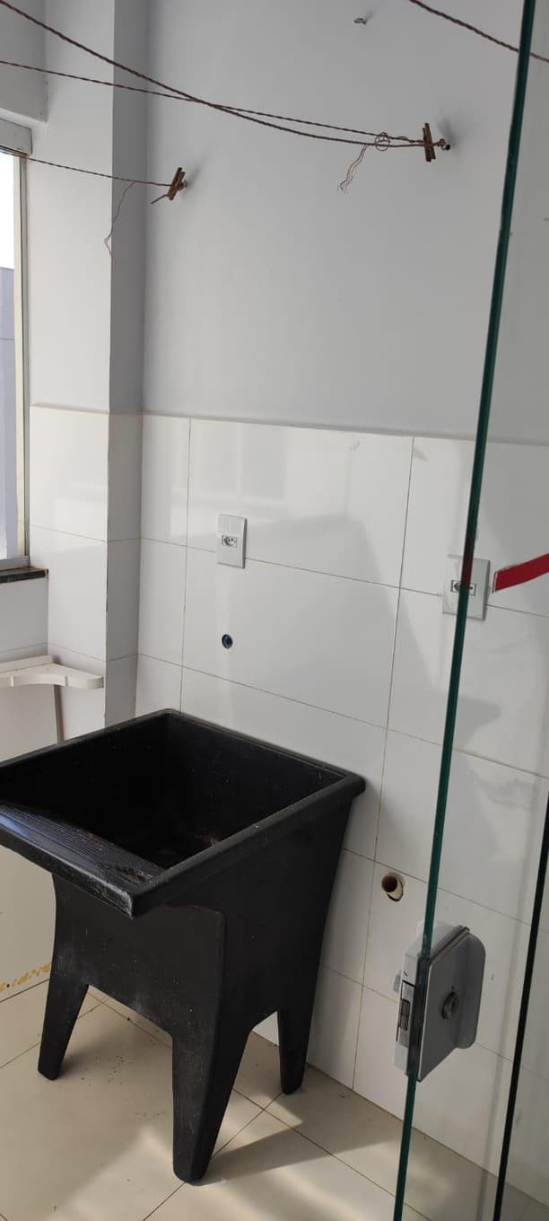 Foto 3 de 12: Apartamento em leilão em Toledo - PR, bairro Jardim Pancera — IMÓVEL URBANO APARTAMENTO ÁREA TOTAL 70,396 M² / ÁREA PRIVATIVA 56,32 M² - TOLEDO / PR