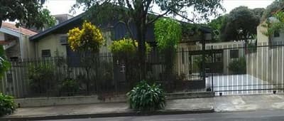 Foto 8 de 9: Casa em leilão em Umuarama - PR — Terras contendo construção mista em alvenaria e madeira, Umuarama/PR