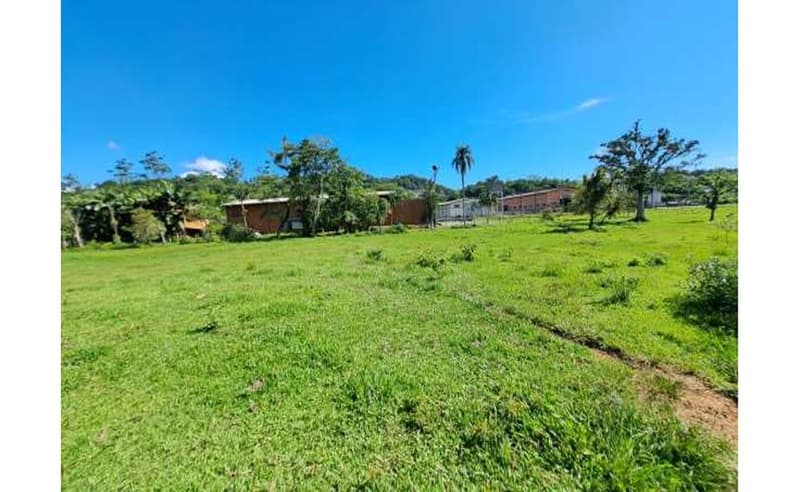 Foto 15 de 64: Terreno em leilão em Blumenau - SC — Um imóvel com área total de 102.114,74m² em Blumenau/SC