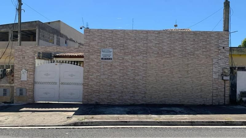 Foto 1 de 9: Casa em leilão em Campos Dos Goytacazes - RJ, bairro Parque Guarus — Casa 140m² com Terreno 178m² | Campos dos Goytacazes-RJ | Parque Guarus - 4 Dormitórios e 2 Vagas de Garagem - Financiamento até 420 Meses!