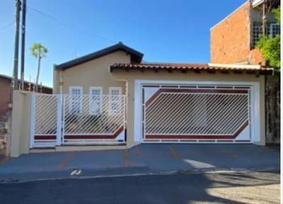 Foto 7 de 17: Casa em leilão em Assis - SP — IMÓVEL RESIDENCIAL EM ASSIS/SP