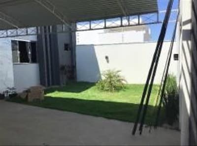 Foto 3 de 4: Casa em leilão em Primavera Do Leste - MT — CASA RESIDENCIAL | A.T. 205 m² E A.C 102m² | PRIMAVERA DO LESTE/MT
