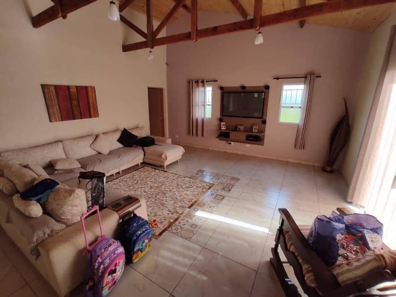 Foto 10 de 18: Casa em leilão em Mairinque - SP, bairro Canguerinha — Casa, Ocupado, Mairinque / SP (21% abaixo da avaliação)