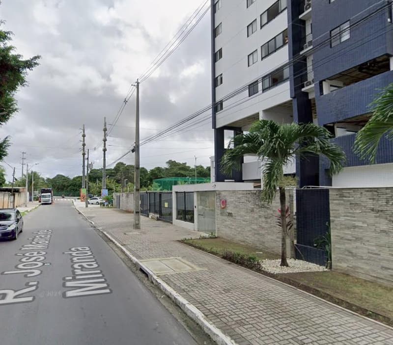 Foto 2 de 3: Apartamento em leilão em Recife - PE, bairro Boa Viagem — Apartamento 82m², 2 vagas no Boa Viagem, Recife/PE - Ocupada