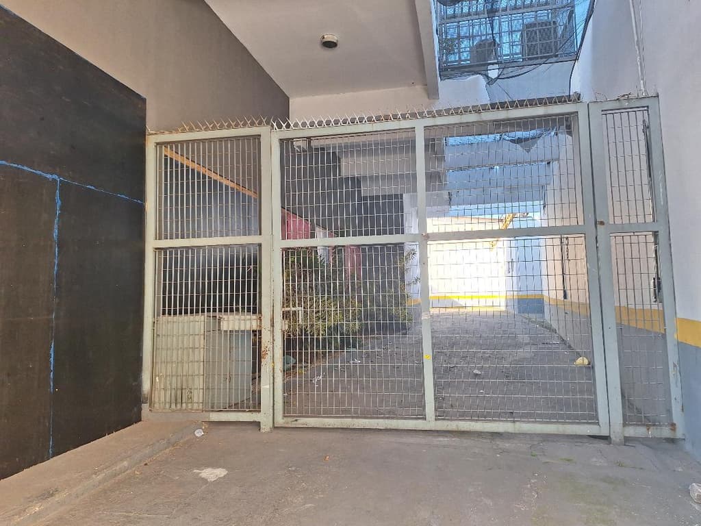 Foto 2 de 5: Comercial em leilão em São Paulo - SP — Loja 2.500m², 15 vagas, Parque Edu Chaves, São Paulo/SP