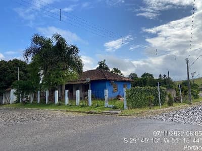 Casa em leilão em Portão - RS — Casa de 83.38m2, com 3 quartos, em PORTAO/RS.