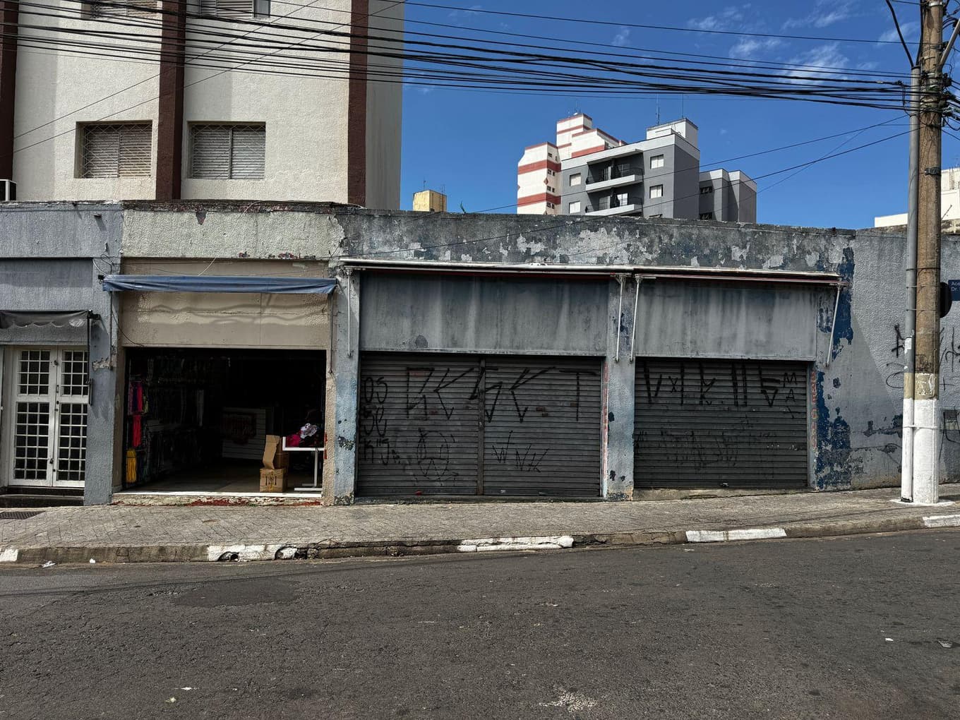 Foto 20 de 28: Apartamento em leilão em Campinas - SP — Apto 95m², Ocupado, 1 Box no Centro em Campinas/SP