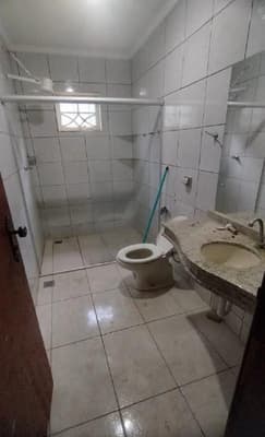 Foto 12 de 23: Casa em leilão em Barreiras - BA, bairro Sandra Regina — IMÓVEL RESIDENCIAL | A.T. 360 m² | A.C. 195,00 m² | BAHIA/BA.