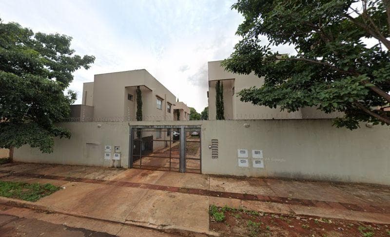 Foto 1 de 2: Casa em leilão em Campo Grande - MS — Sobrado 71m², Vila Ipiranga, em Campo Grande/MS - Ocupado
