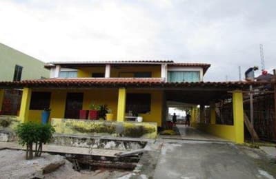 Foto 1 de 4: Casa em leilão em Camaçari - BA — Casa 1050m², Desocupado, no Arembepe em Camaçari/BA