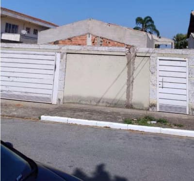 Casa em leilão em São Paulo - SP, bairro Interlagos — IMÓVEL URBANO COM ÁREA TOTAL DE 615.00 m2- Em SÃO PAULO/SP