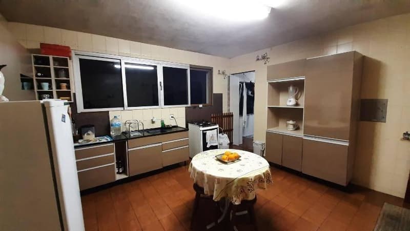 Foto 5 de 16: Apartamento em leilão em Palmeira Das Missões - RS, bairro Centro — Apto 140m² - 3 Qts, 3 Banheiros, Dep. Empregada e 1 Vaga | Palmeira das Missões-RS | Condominio Edificio Dequi | Centro - Financiamento até 420 Meses!