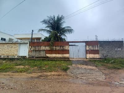 Casa em leilão em Parnamirim - RN — Casa de 104.07m2, com 3 quartos, em PARNAMIRIM/RN.