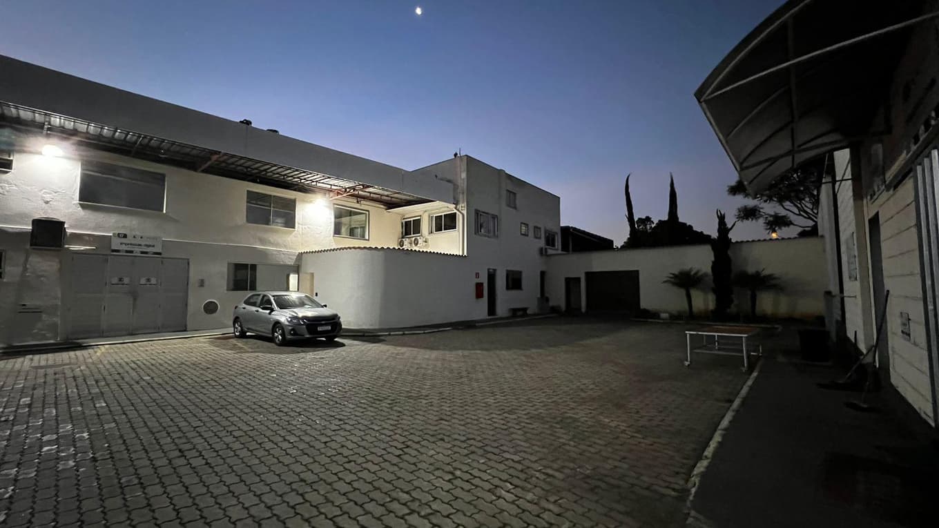 Foto 15 de 28: Comercial em leilão em Betim - MG — Imóvel Comercial 2.500m² em Betim/MG