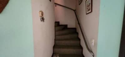 Foto 8 de 9: Casa em leilão em Curitiba - PR, bairro Alto — Direitos aquisitivos sobre o sobrado localizado na Rua Heitor Baggio Vidal, 1039, Bairro Alto - Curitiba/PR