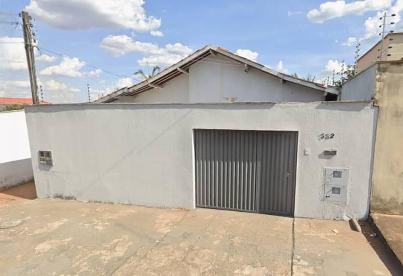 Foto 10 de 14: Casa em leilão em Araguaína - TO, bairro São Miguel — Casa 184m² com 4 Dormitórios - Amplo Terreno 360m² | Araguaína-TO | Loteamento São Miguel - Financiamento até 420 Meses!